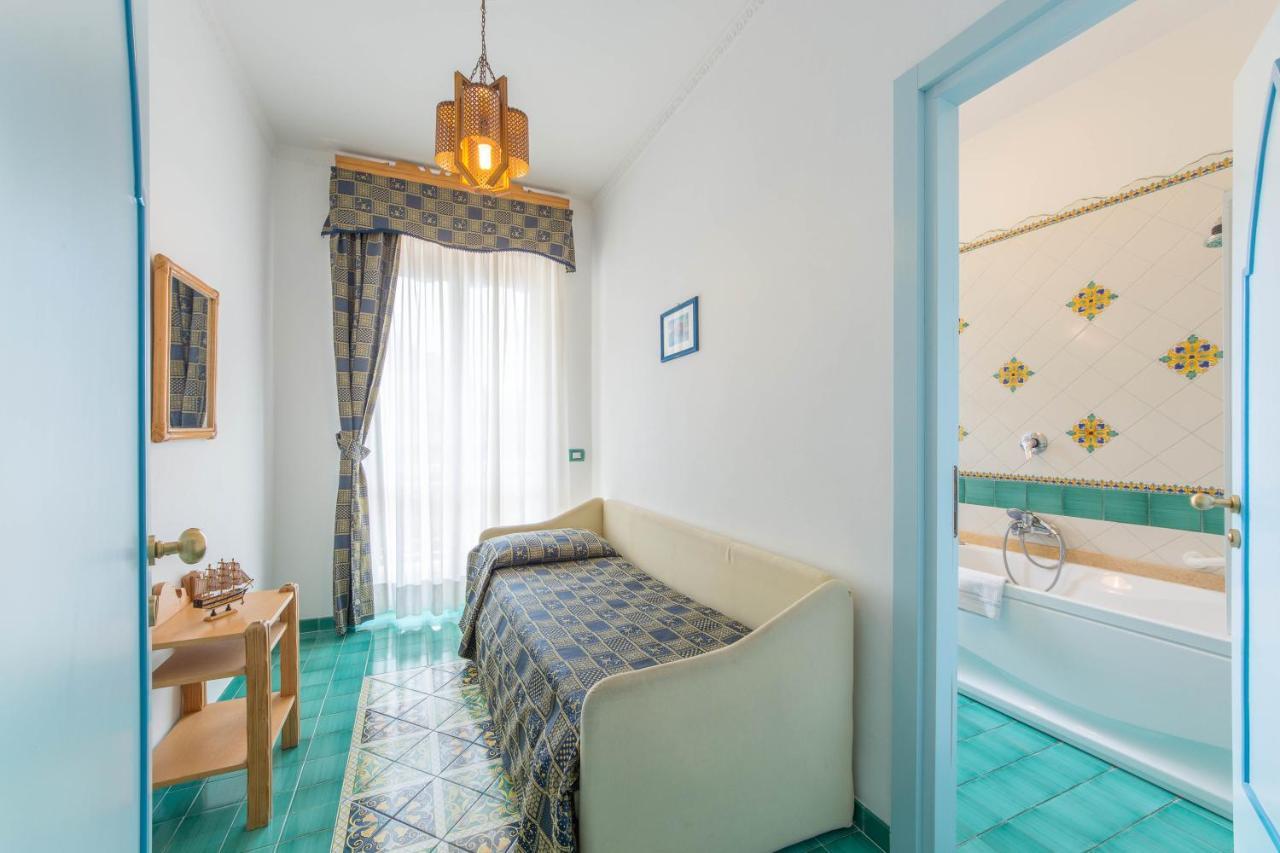Riviera B&B Rooms Maiori Kültér fotó