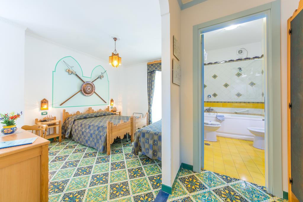 Riviera B&B Rooms Maiori Szoba fotó